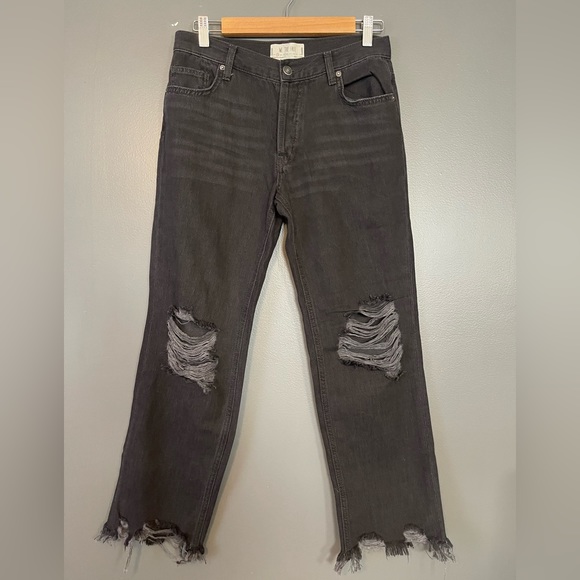 FP We The Free Black Distressed Jeans size‎ 25 - Picture 2 of 9